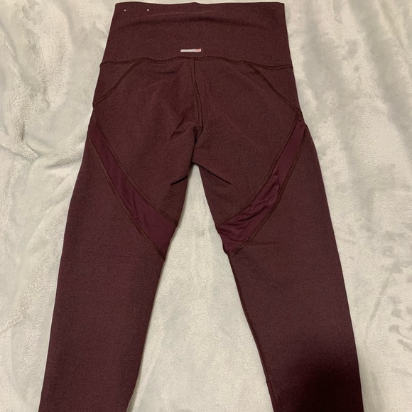 AERIE CHILL PLAY MOVE MESH LEGGINGS - Picture 3 of 7